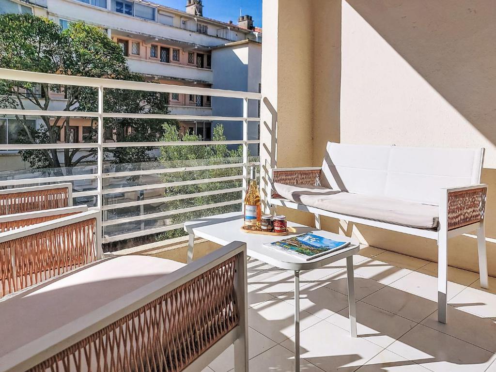 Apartment Le chant de la mer-2 by Interhome - 2