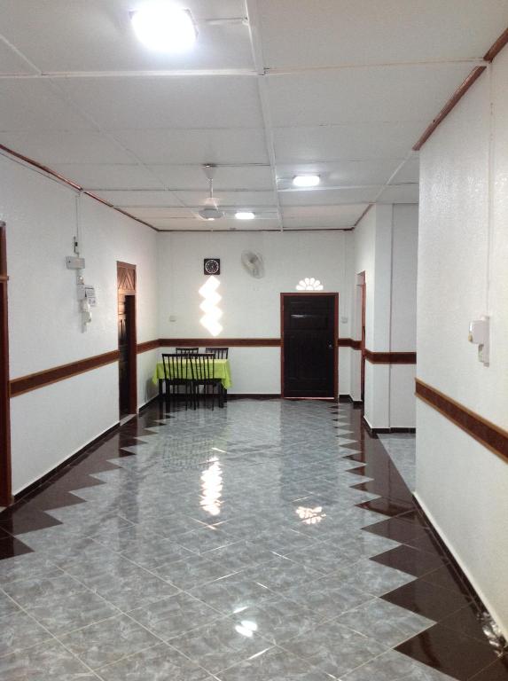 Kitchen, Nur Muslim Homestay At Kota Bharu in Kota Bharu