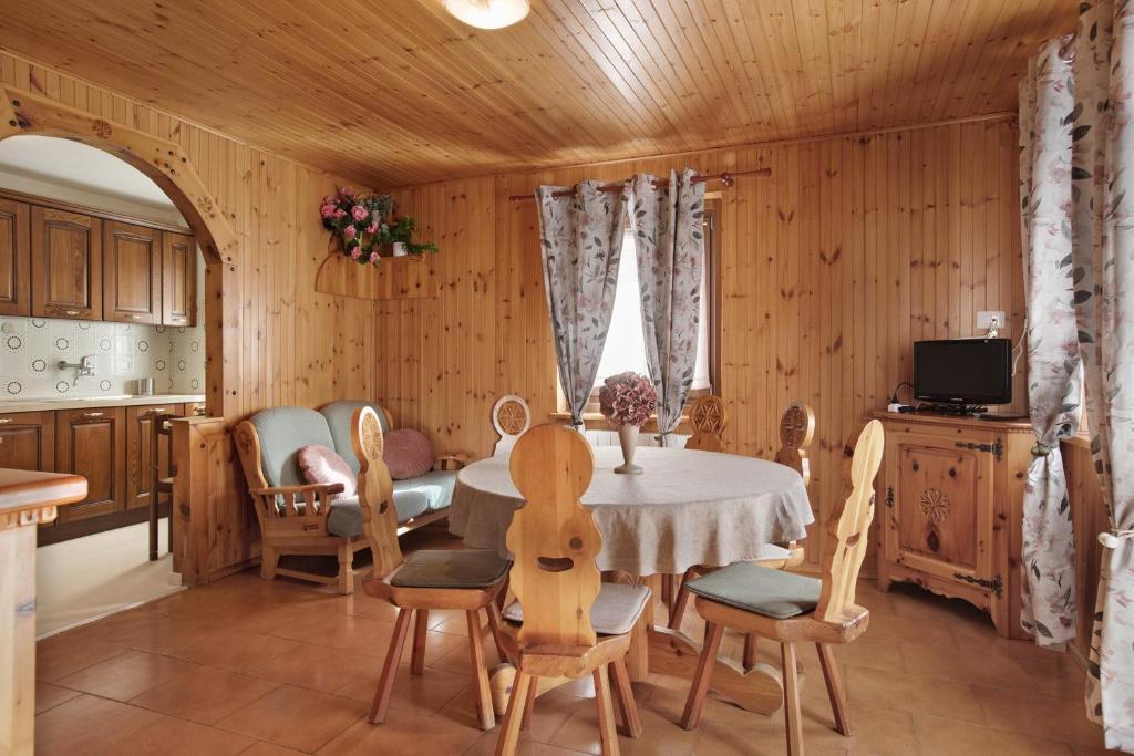 La Maison du Bonheur Lillaz - 1