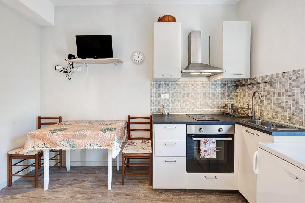 Goccia di mare with free parking - 5