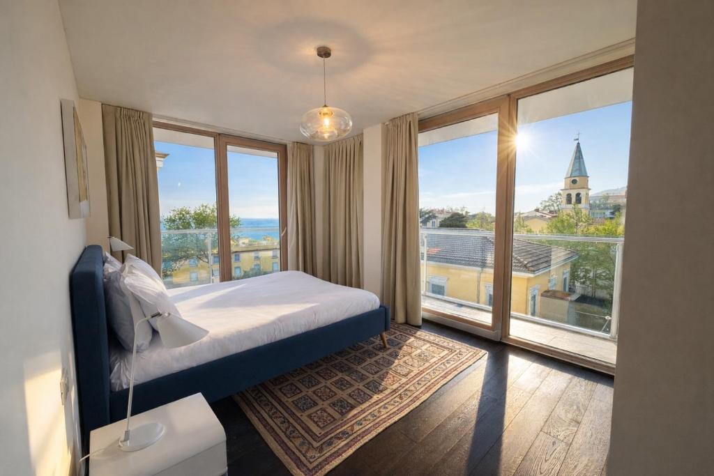 Seaview apartment - 1