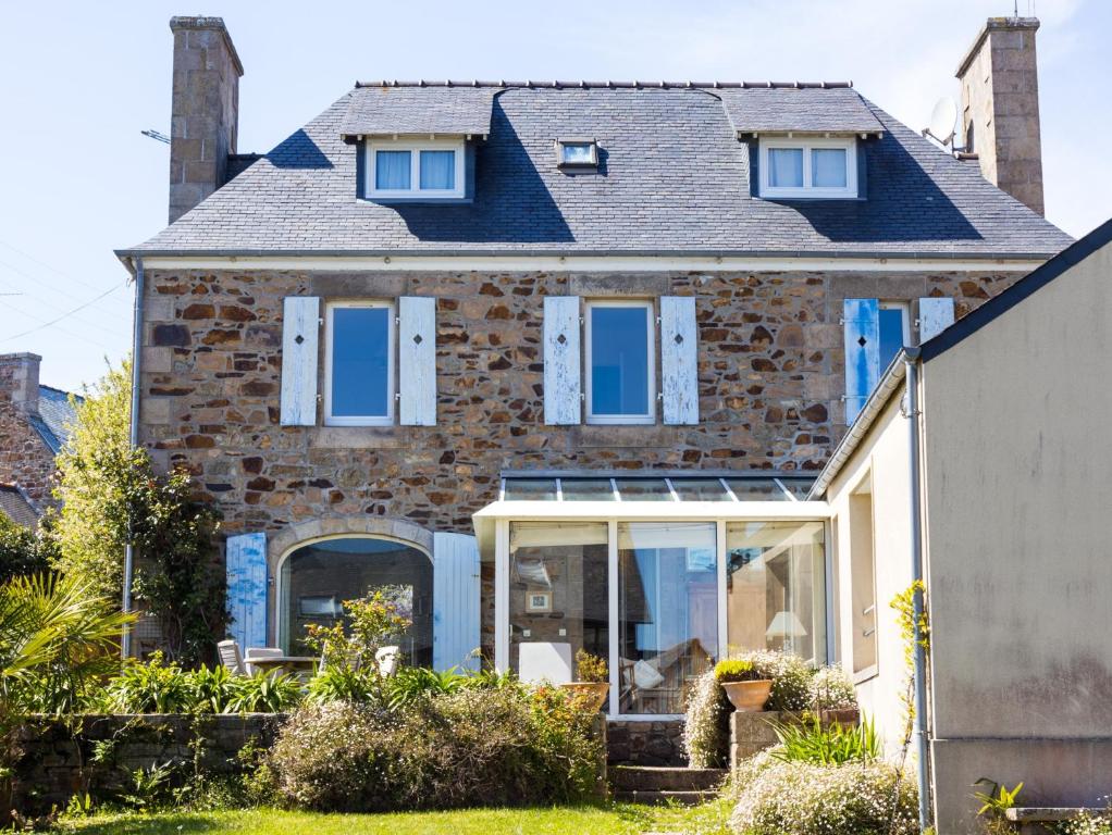 Maison Bretonne Madame est Servie - 1