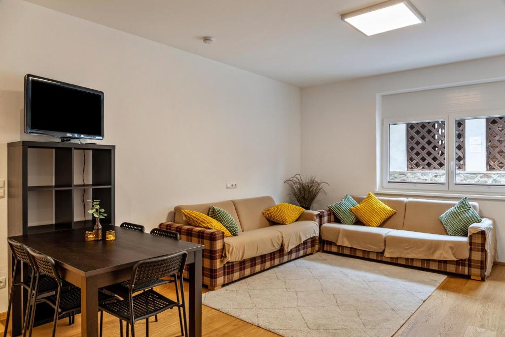 Ferienwohnung Brandbergblick - 1