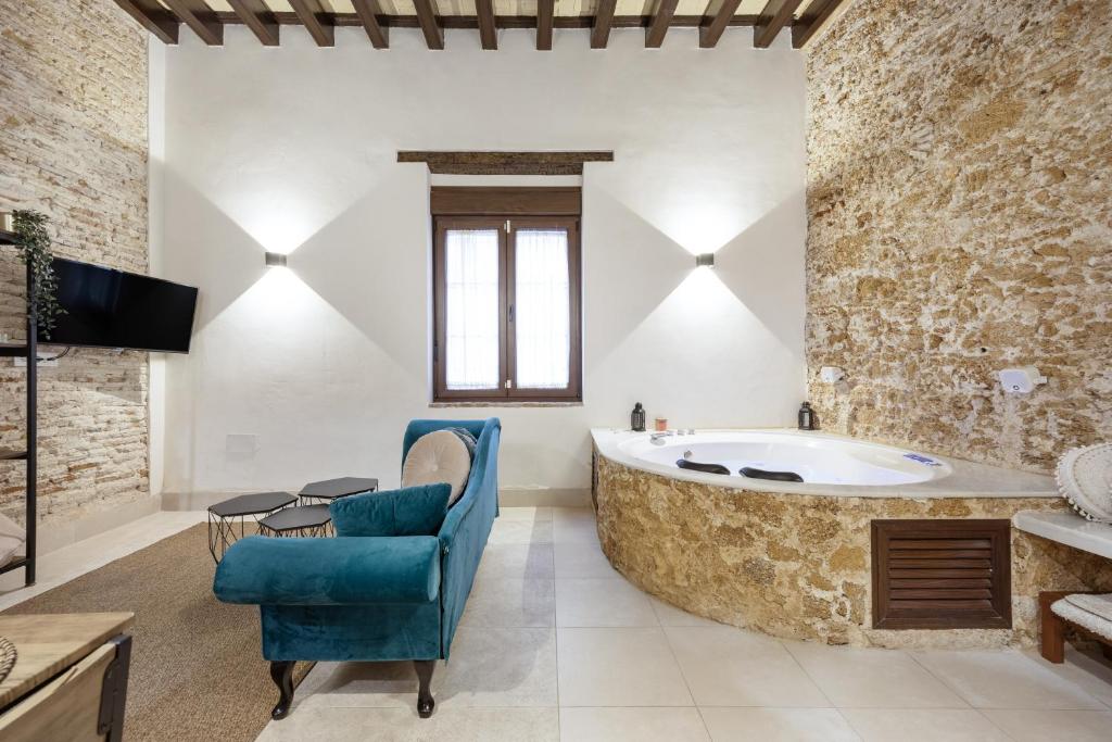 Bella Encantada - 1