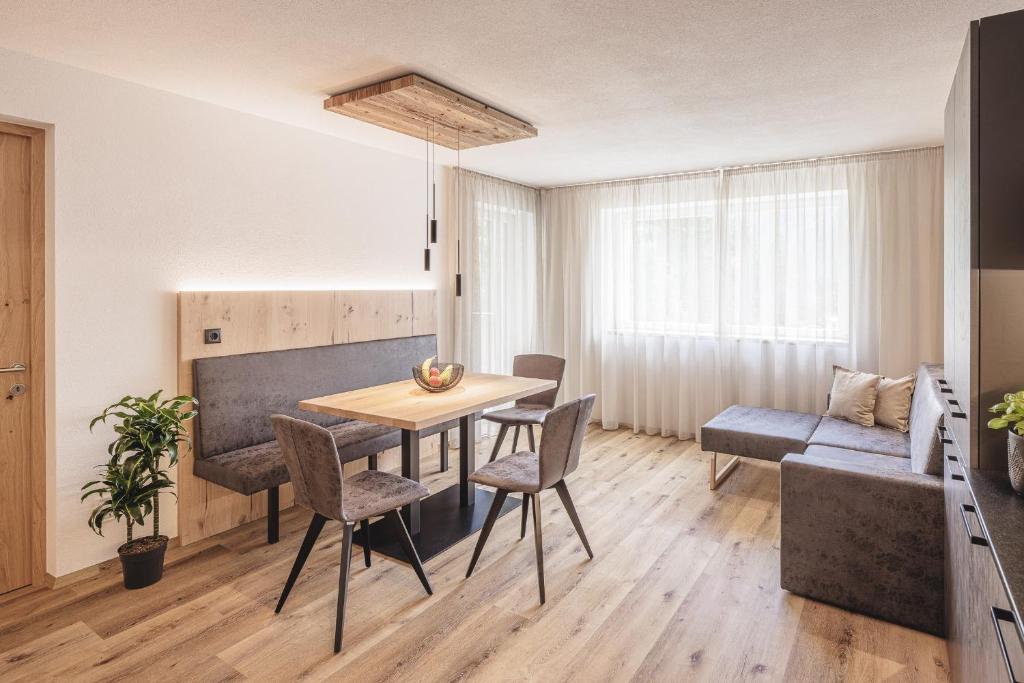 Silva Apartments - App "Timeout" - 3