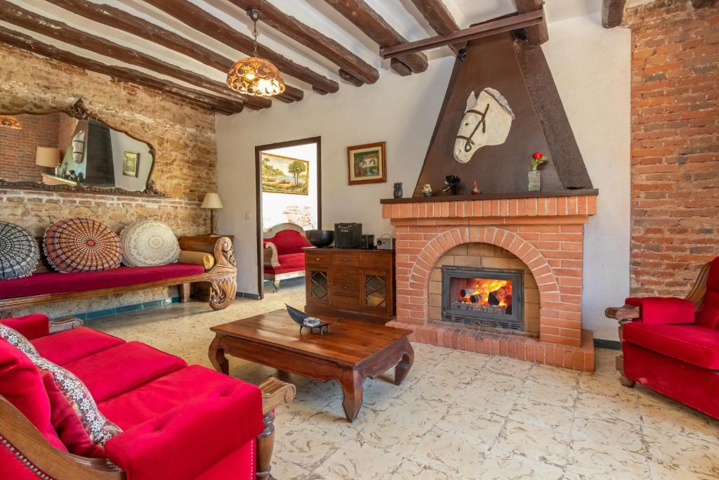 Masía Can Garriga, Casa Gran - 3