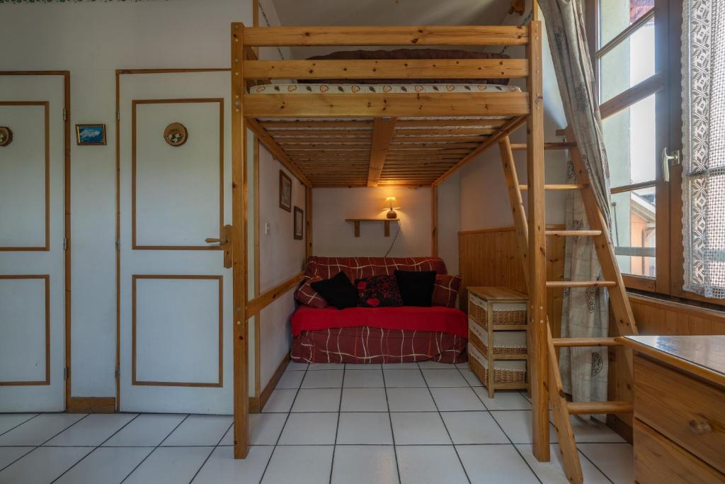 Studio en centre village St Gervais - 2