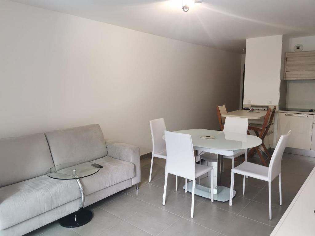 Centre juan les pins 2P White Pearl - 3
