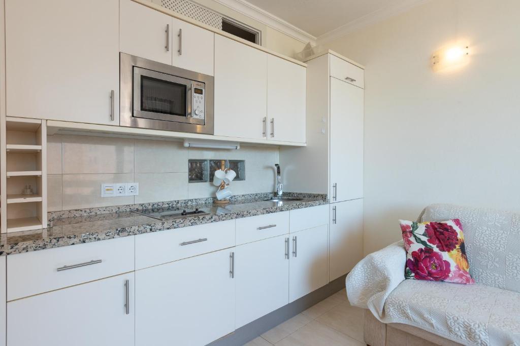 Sunny one bedroom apartment - 5