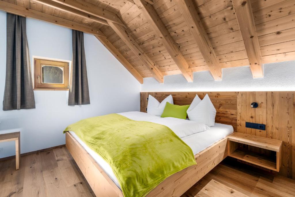 Apartments Perfila Dolomitenblick - 1