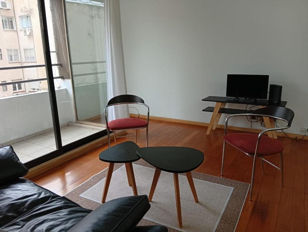 Luminoso Piso Alto con Pileta, Laundry, Sauna y Seguridad - 2