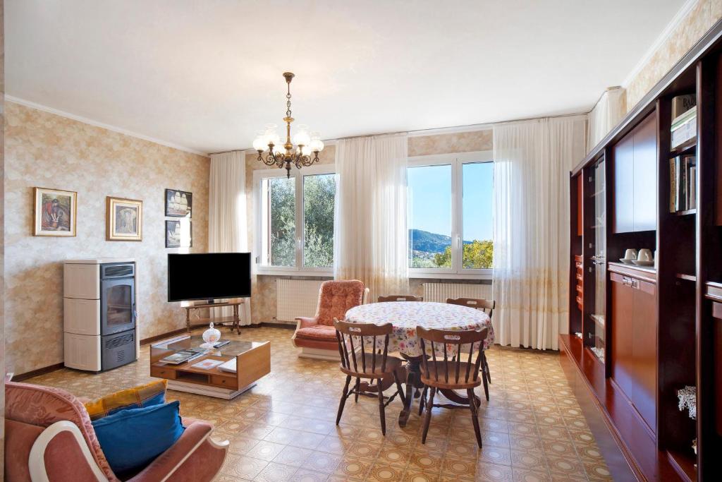Villa In Collina Vista Mare - 3