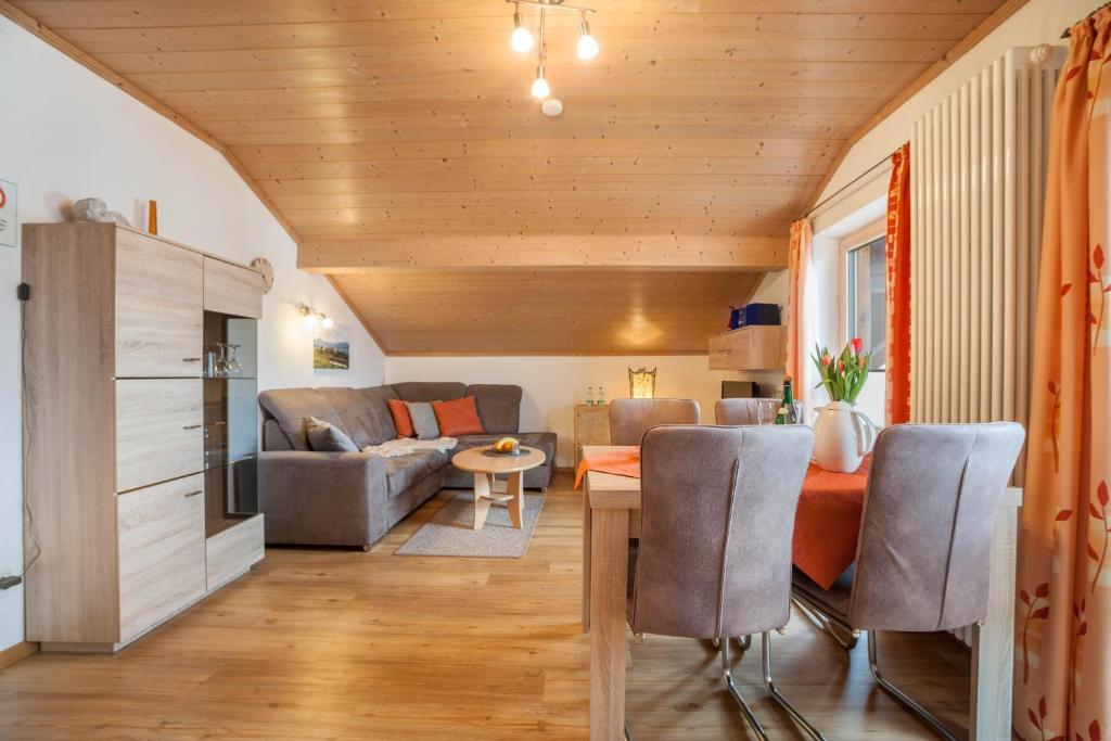 Ferienwohnung Schloßberg - 4