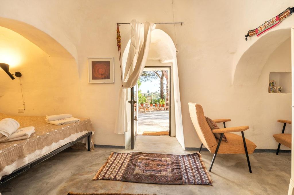 Trullo with Pool - 5