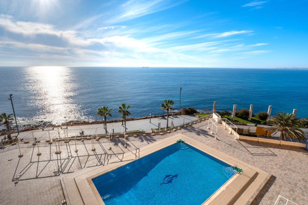 100 Beach Seaview - 2