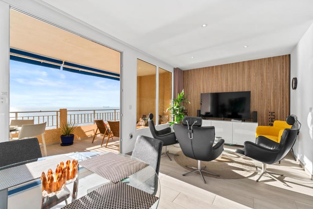 100 Beach Seaview - 3