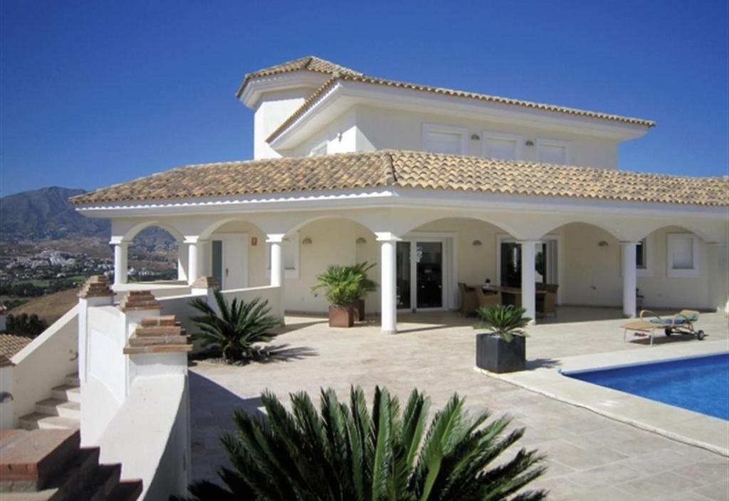 Luxurious villa in the sun - 2