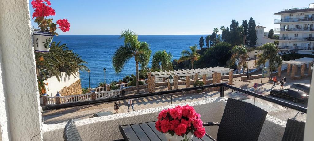 Spectacular Sea Views, 2 bed,2 bath - 1