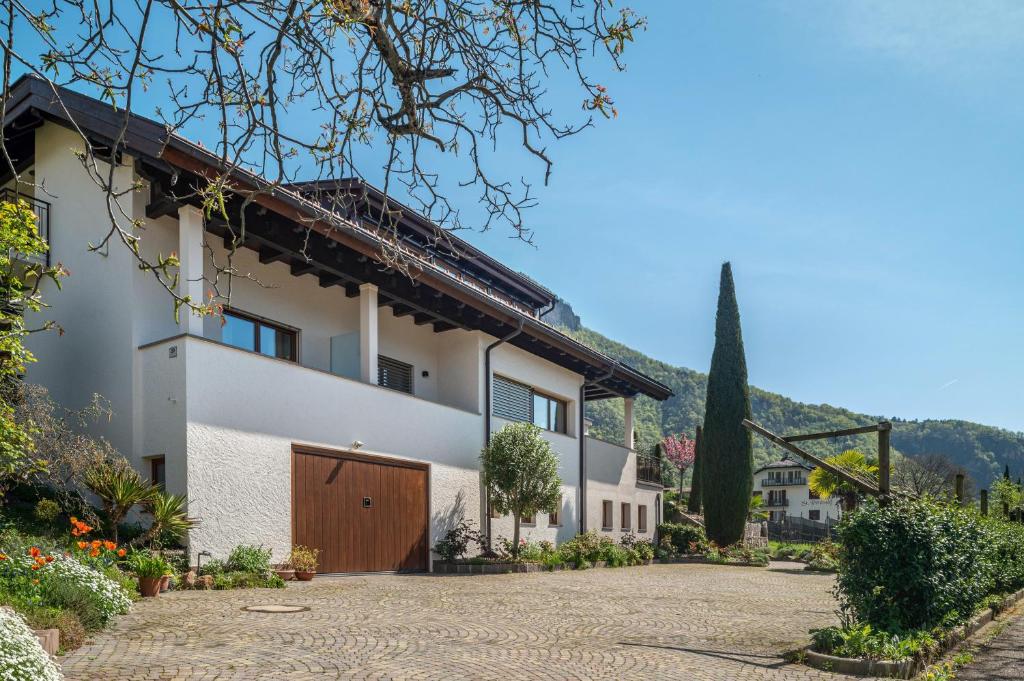 Haus Rosengarten Apt C - 2