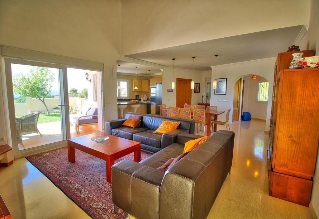 Luxurius Villa with private pool - 5