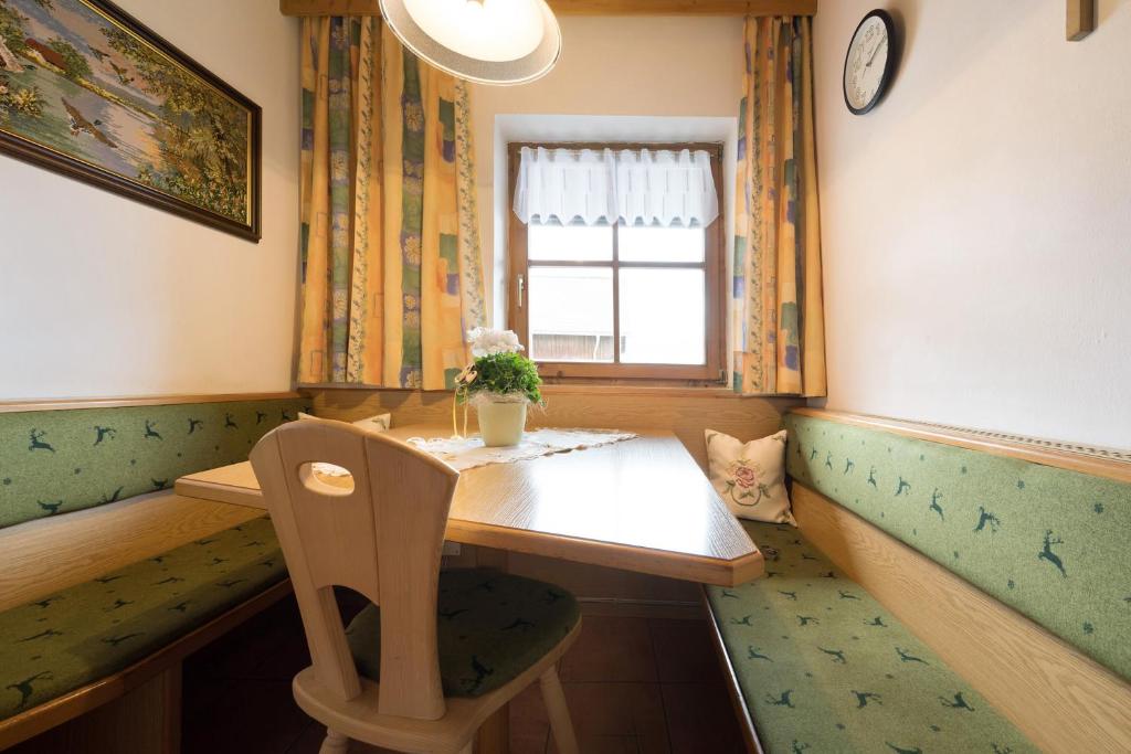 Apartment Dolomitenblick - 1