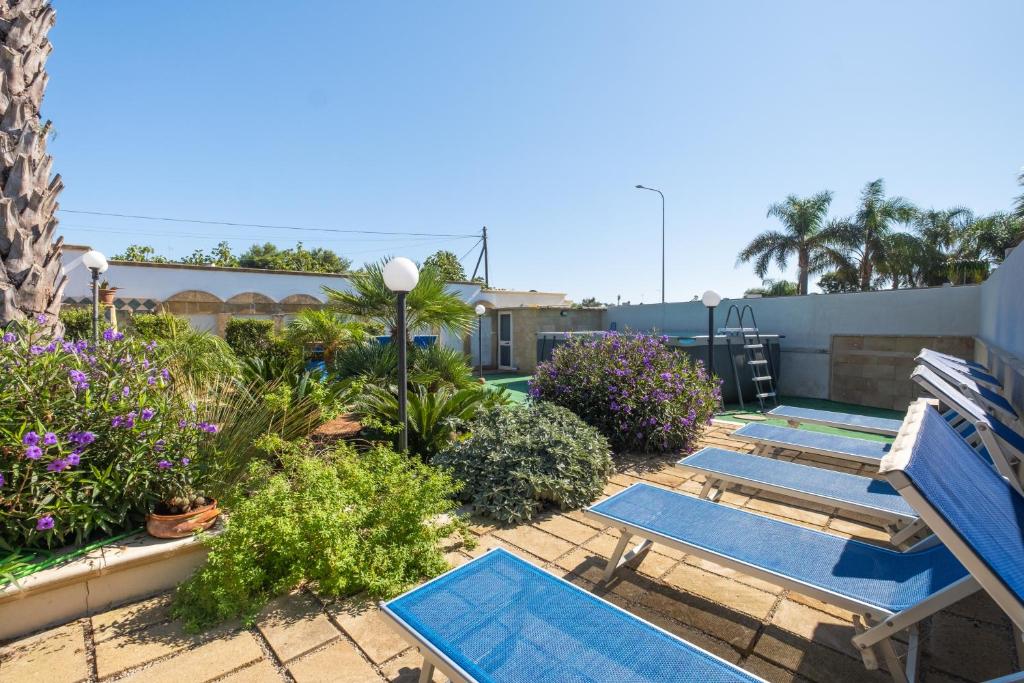 Blue House in Villa Con Piscina - 3