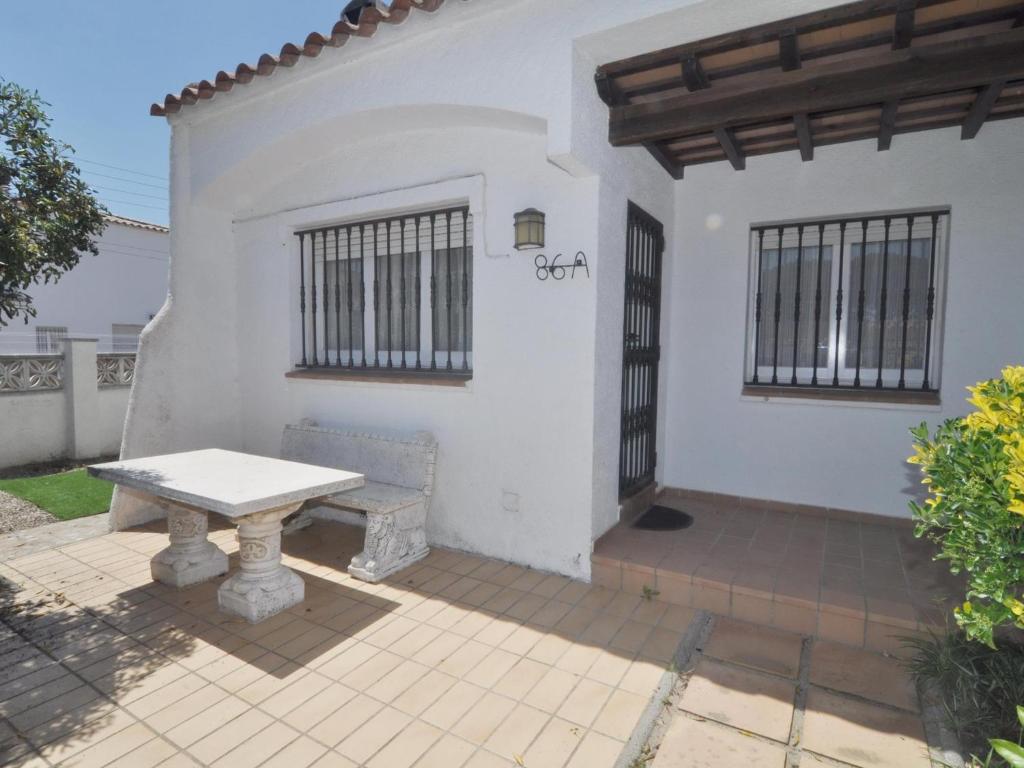 Casa en planta baja con jardín y piscina comunitaria en una zona tranquila de L'Escala - HISP-7-14 - 4