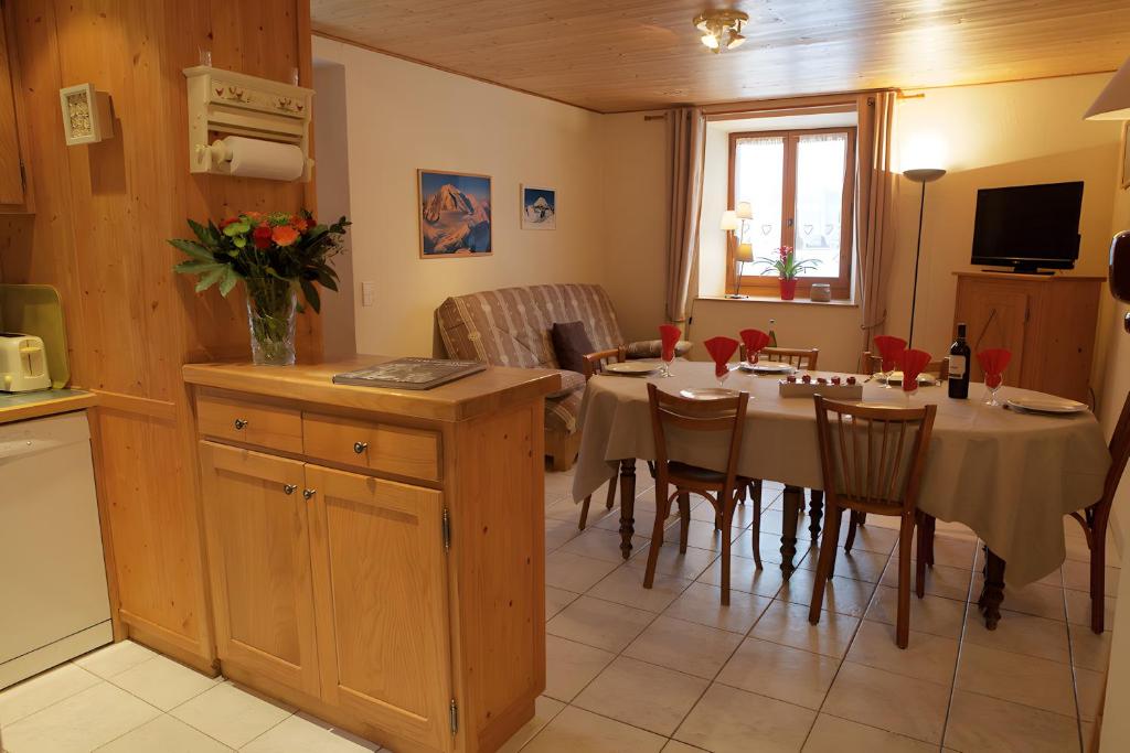 Gîte - La Ferme Du Mont Blanc - 2