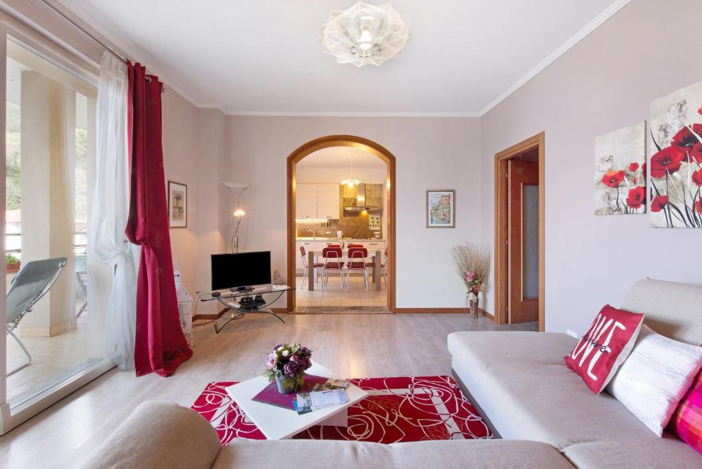 Signorino Lake View 3br, 2ba, Park - 4