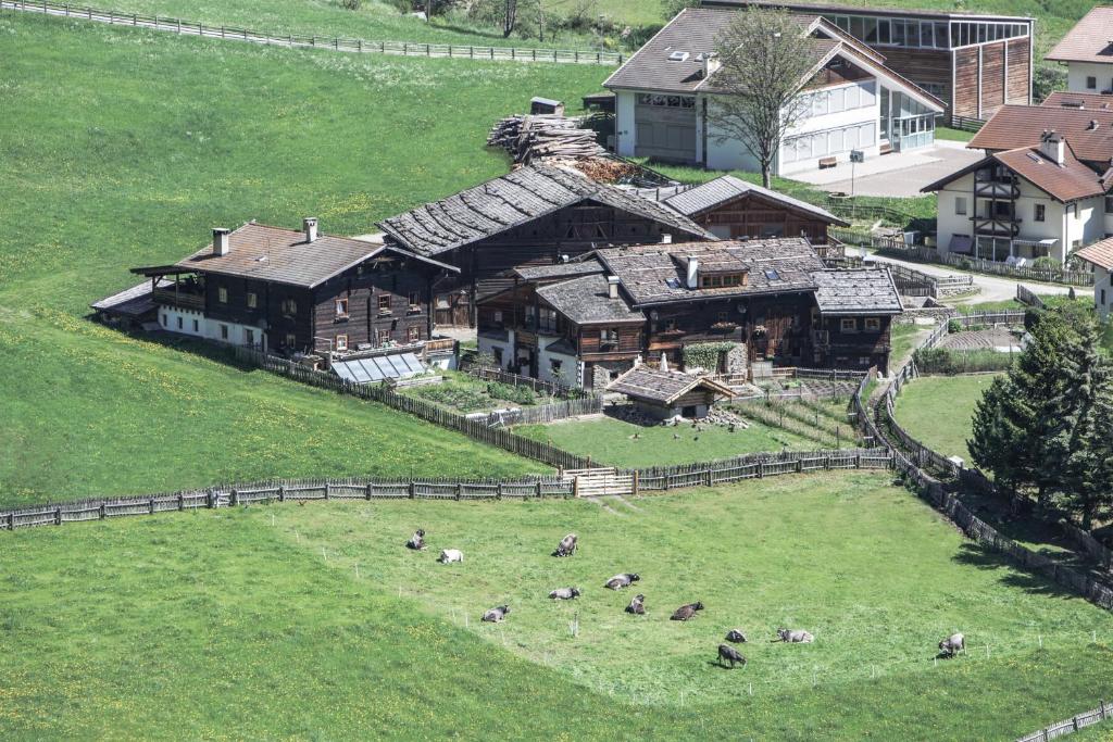 Oberniederhof - 1