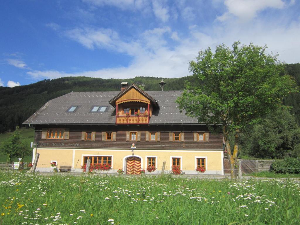 Gut Neusess - 4