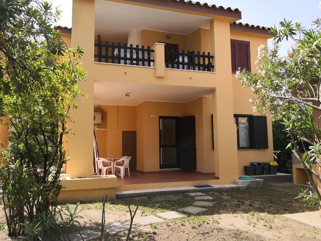 Apartment Renovierte Wohnung nur wenige Schritte vom Strand entfernt in Costa Rei by Interhome - 1
