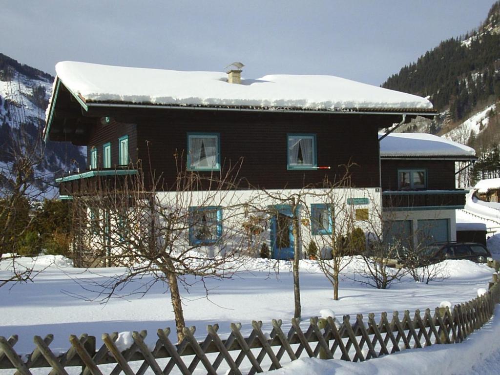 Holiday Home in Rauris mit Terrasse- Grill und Garten by Interhome - 2