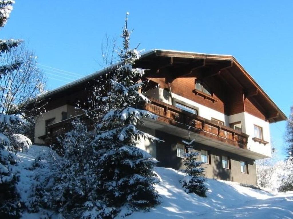 Holiday Home Ferienhaus by Interhome - 1