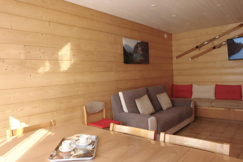 Appartement De 80 M² - 1