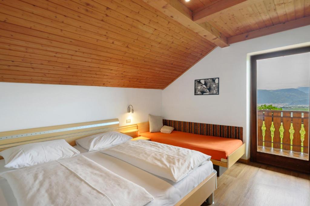 Harmony Apt 2 - 4
