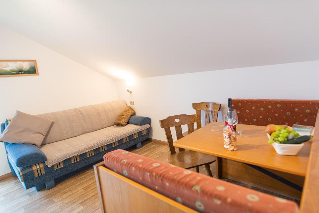 Harmony Apt 2 - 3