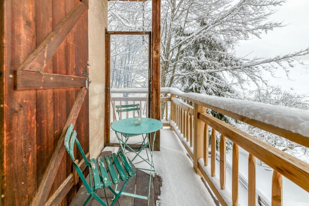 Le Flocon Grand Chalet 4 étoiles - 1