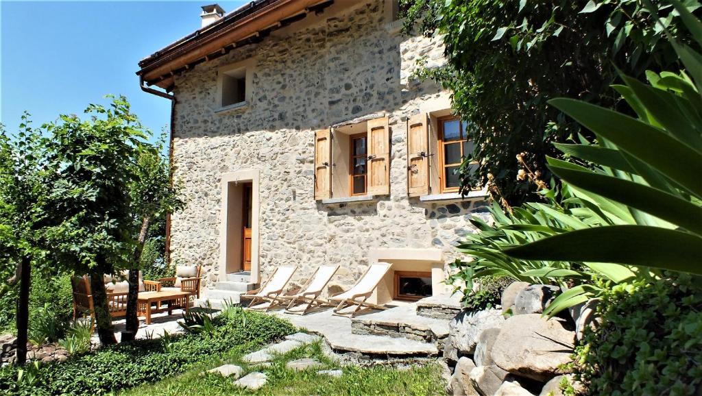 Chalet Pierre - vue sur le Pelvoux - 1