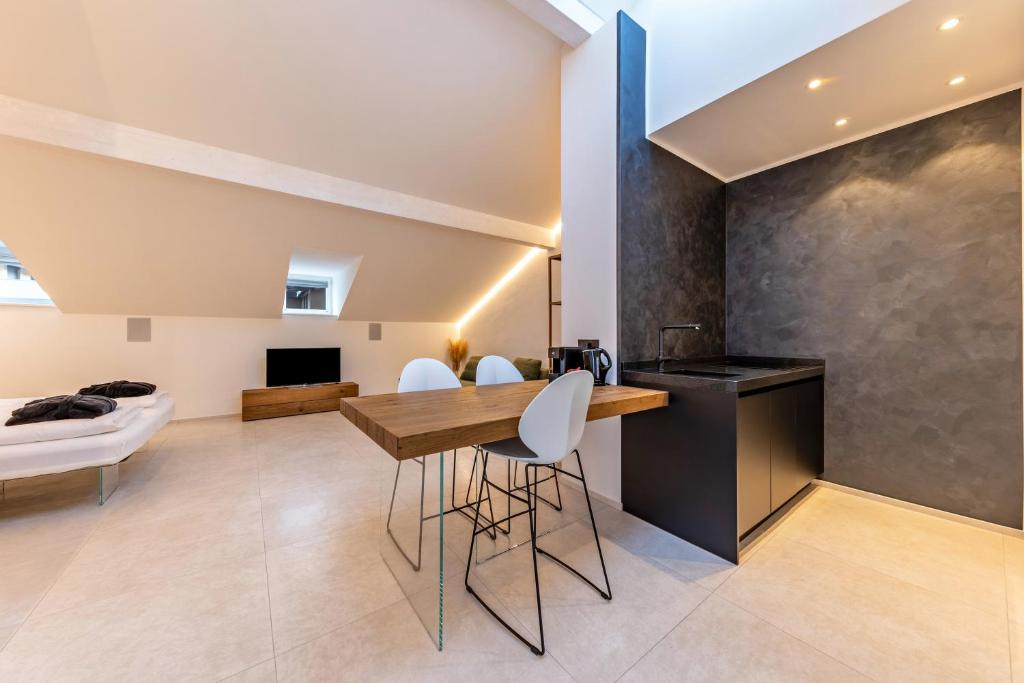 App 303 Palazzo Cavour - 5