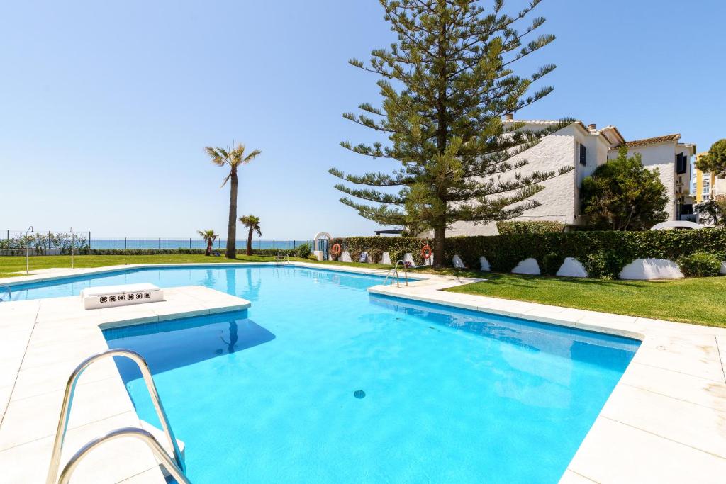 Charming Apartment with Sea Views - 1