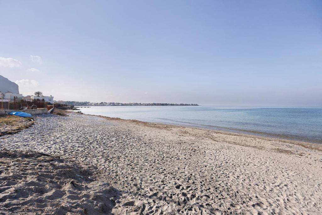 Lido Azzurro Sea Appartments - 3
