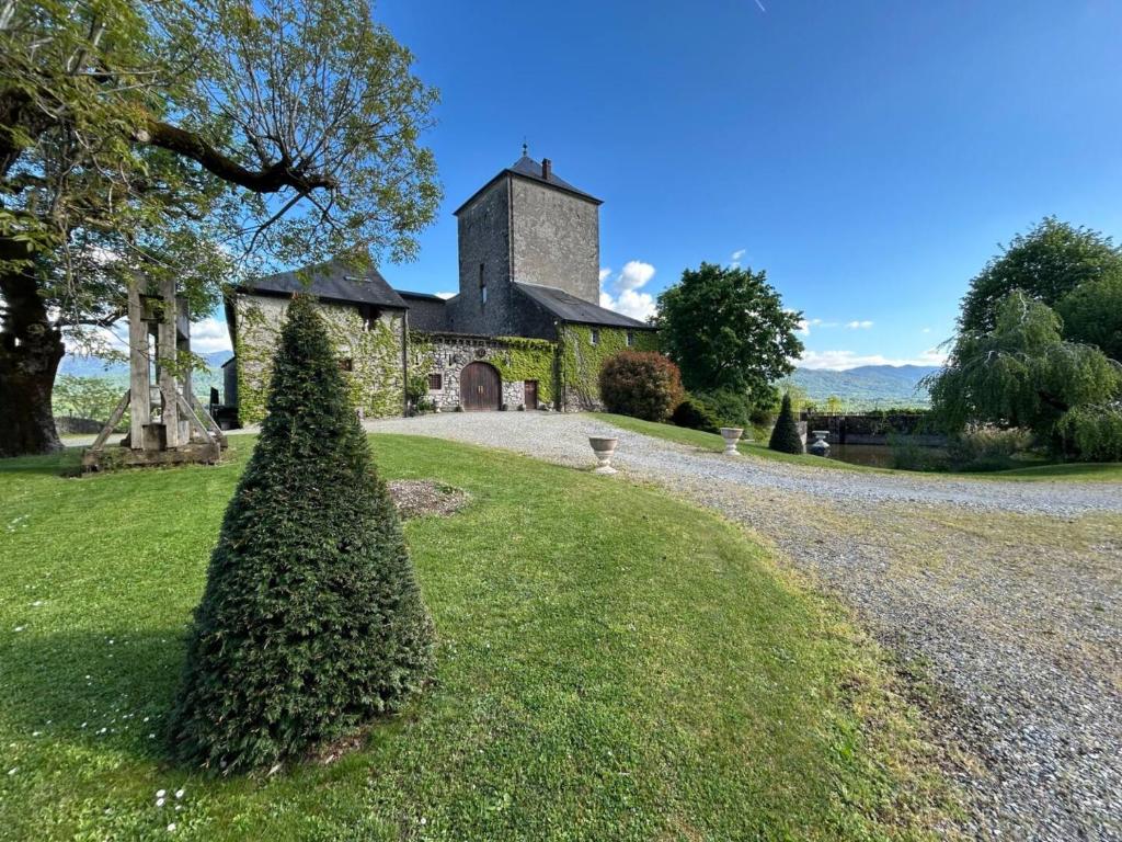 Château De La Rive - 2