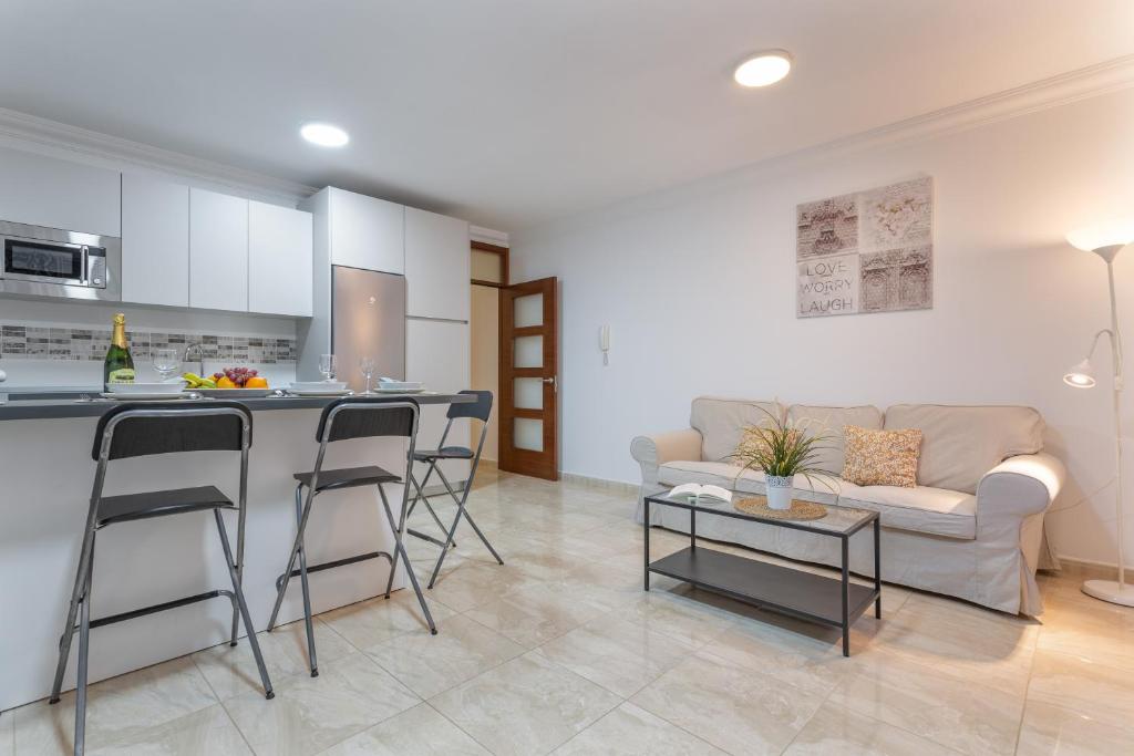 Apartamento Rolycar 104 - 1
