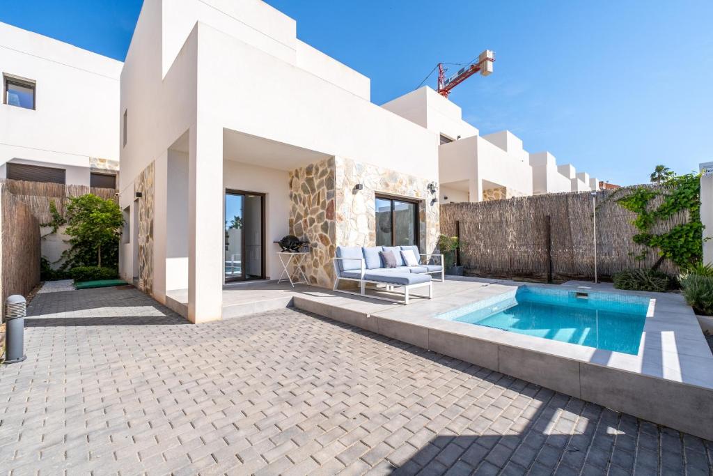 Chalet con Piscina - 1
