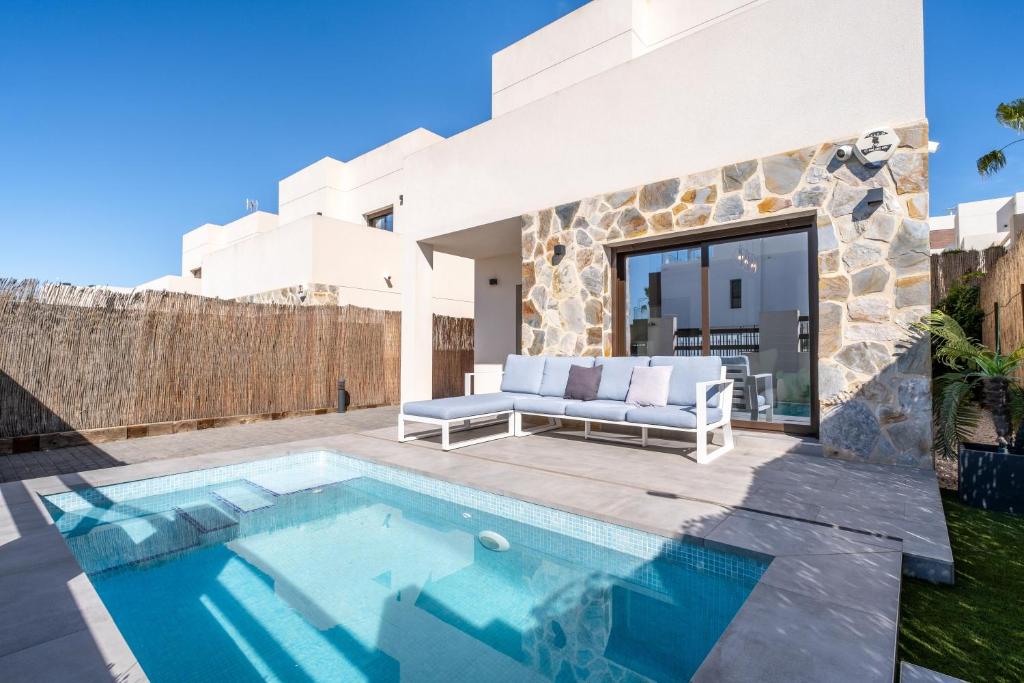 Chalet con Piscina - 4