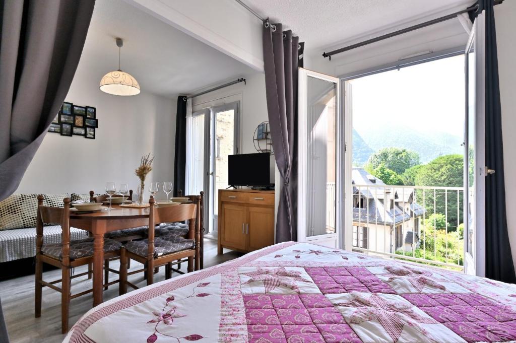 L'Encatador - Bagnère-de-Luchon - 2