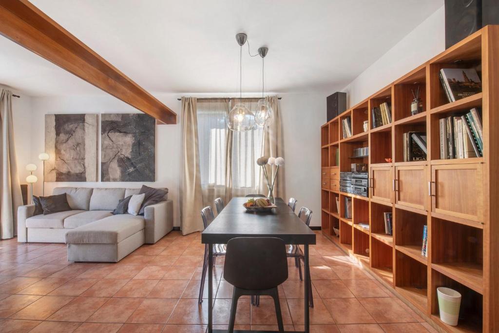 Lake Como Design Home - 4