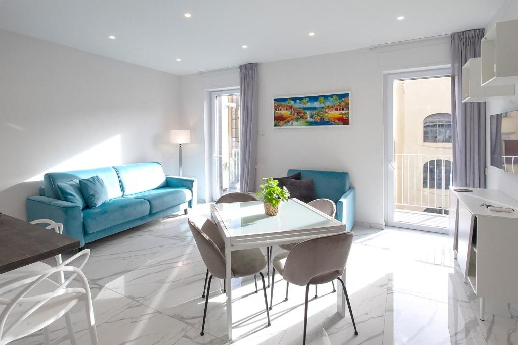 Luxury Apartments Napoli Lungomare - 4