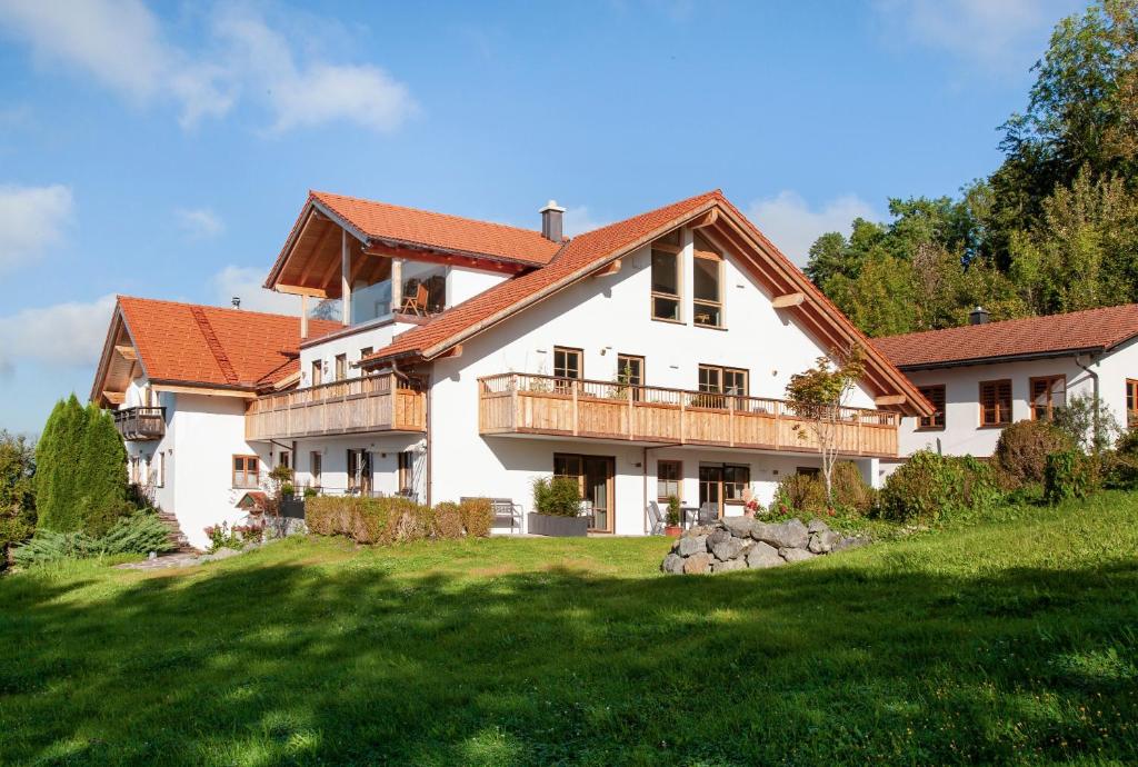 Allpano Pension und Ferienwohnungen - 1